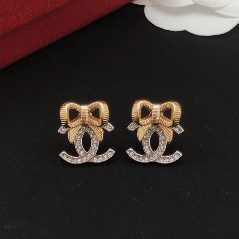 Chanel Earrings MoistureWicking 223034