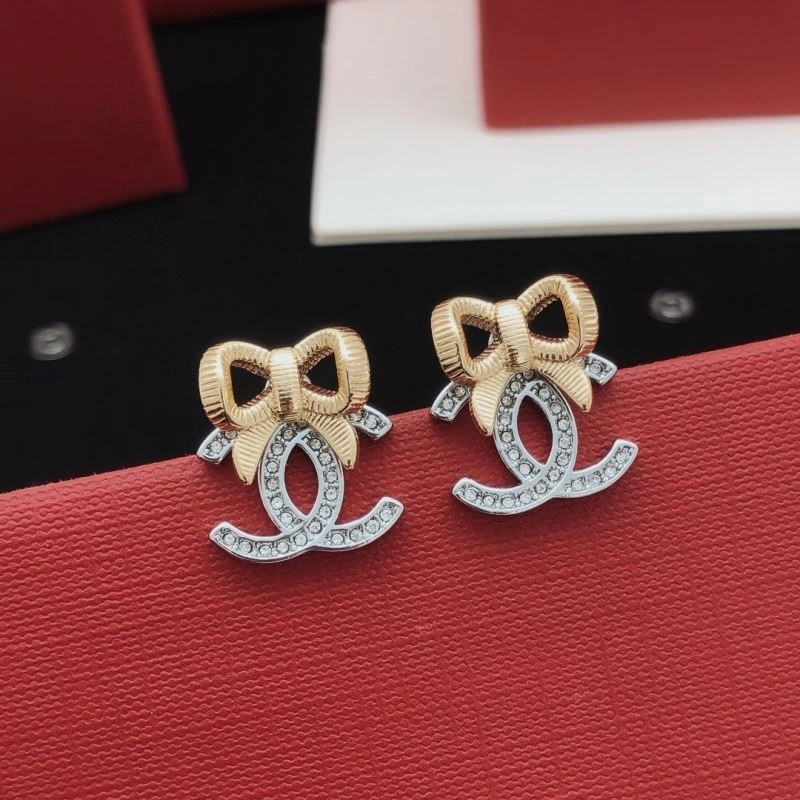 Chanel Earrings MoistureWicking 223034