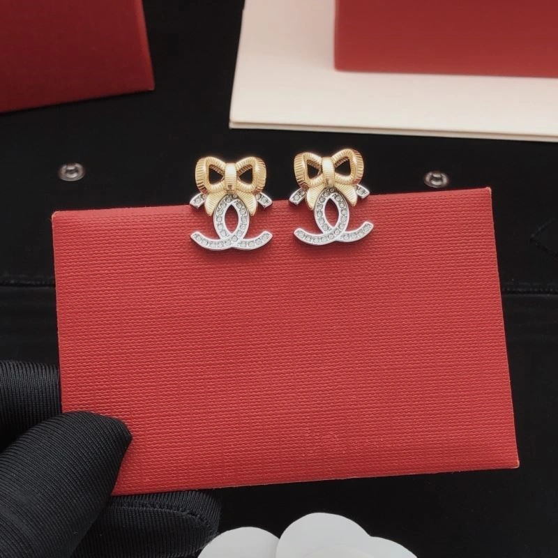 Chanel Earrings MoistureWicking 223034