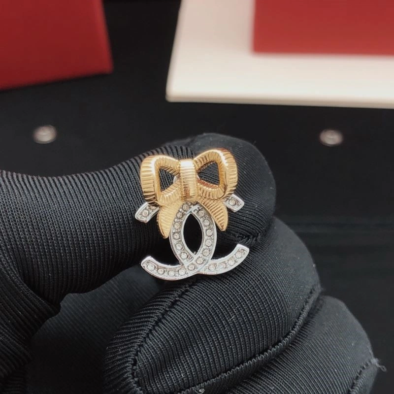 Chanel Earrings MoistureWicking 223034