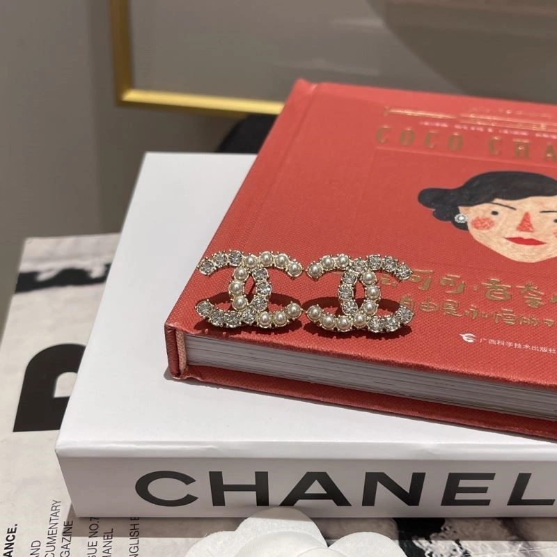 Durable Chanel Earrings 223019