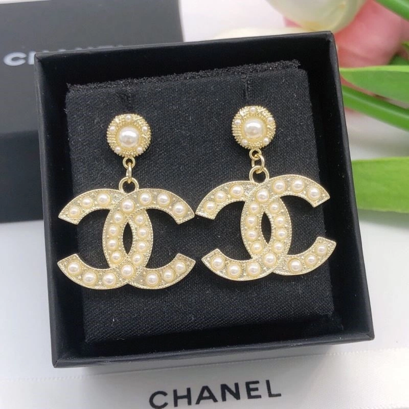 Chanel Earrings Supportive 223031