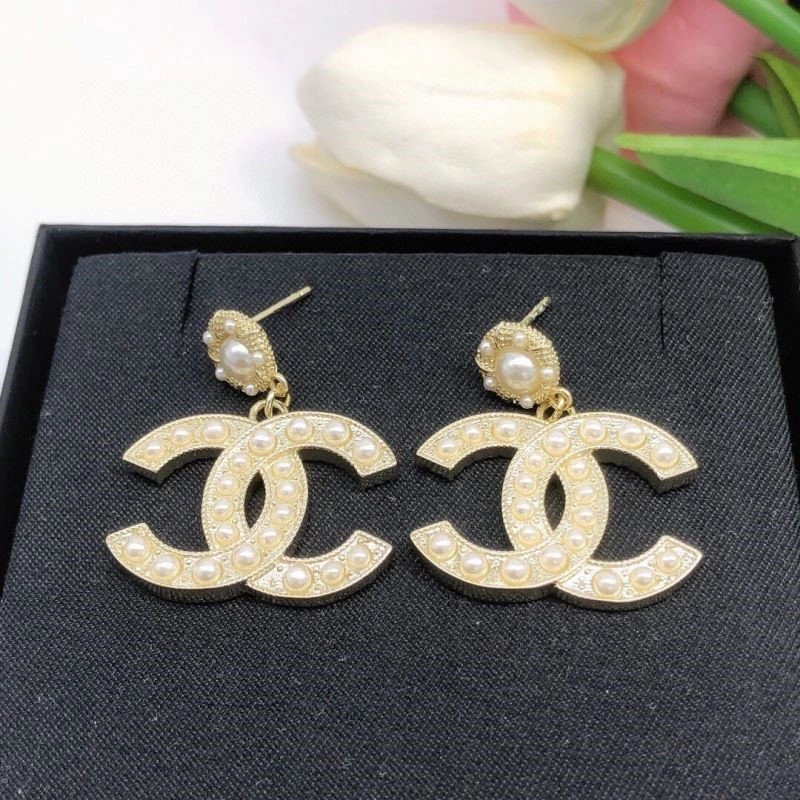 Chanel Earrings Supportive 223031
