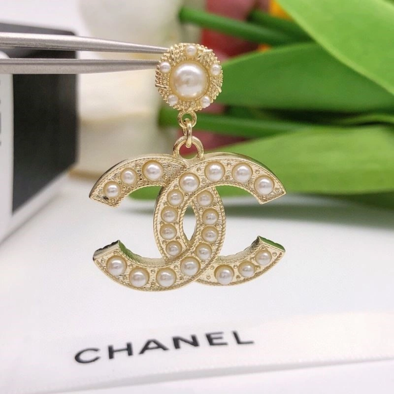 Chanel Earrings Supportive 223031