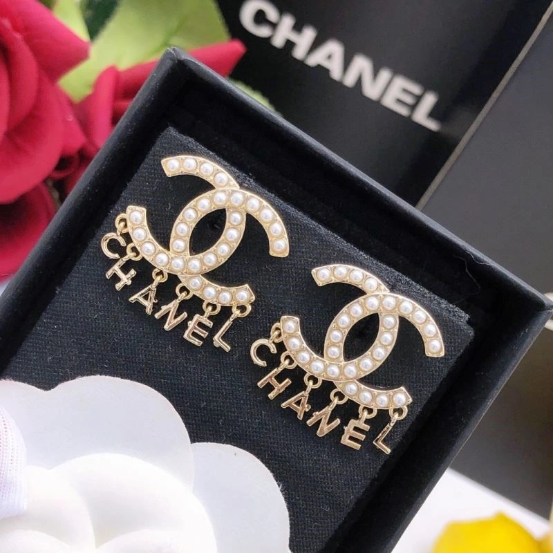 Chanel Earrings TimelessDesign 223043