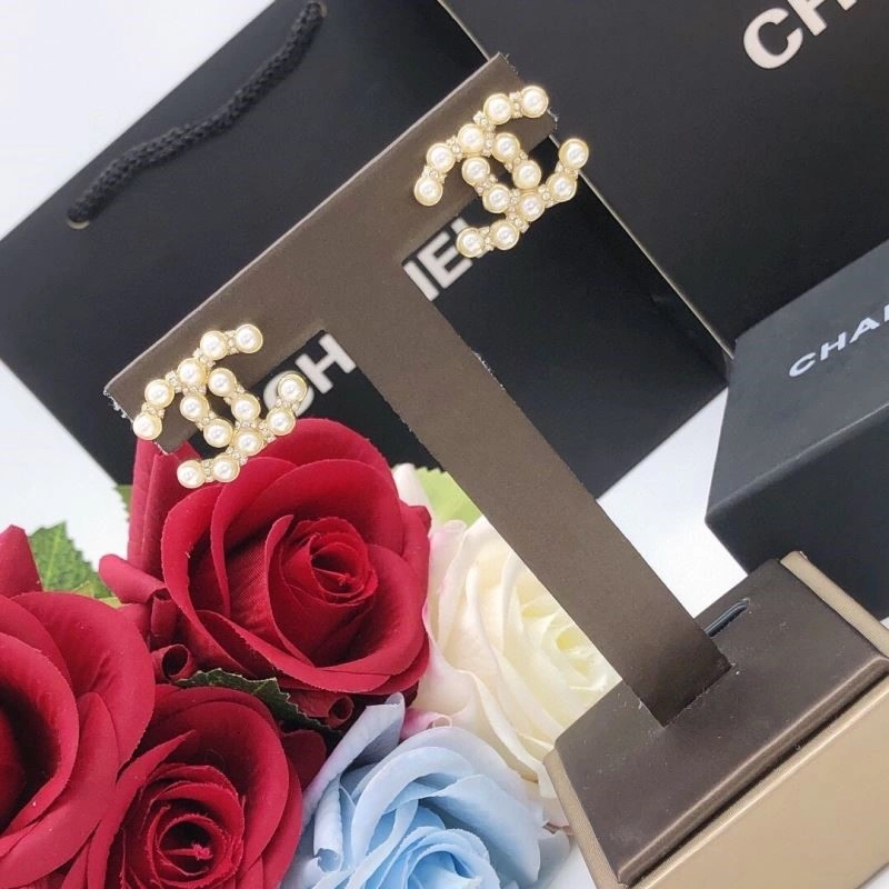 Chanel Earrings Stylish 223018