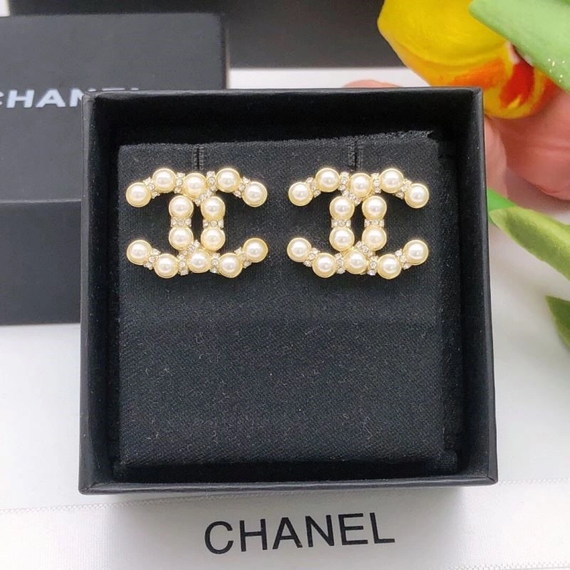 Chanel Earrings Stylish 223018