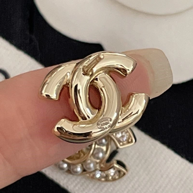 Colorful Chanel Earrings 223008