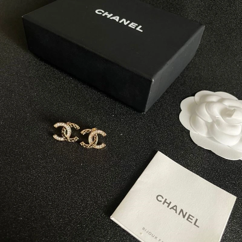 Durable Chanel Earrings 223027