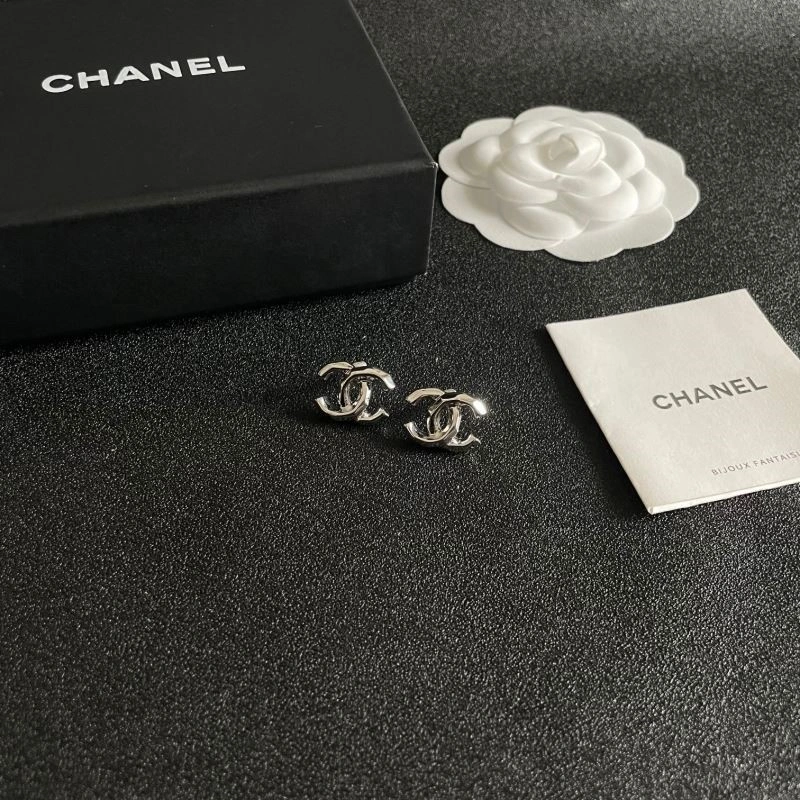 Chanel Earrings Attractive 223012