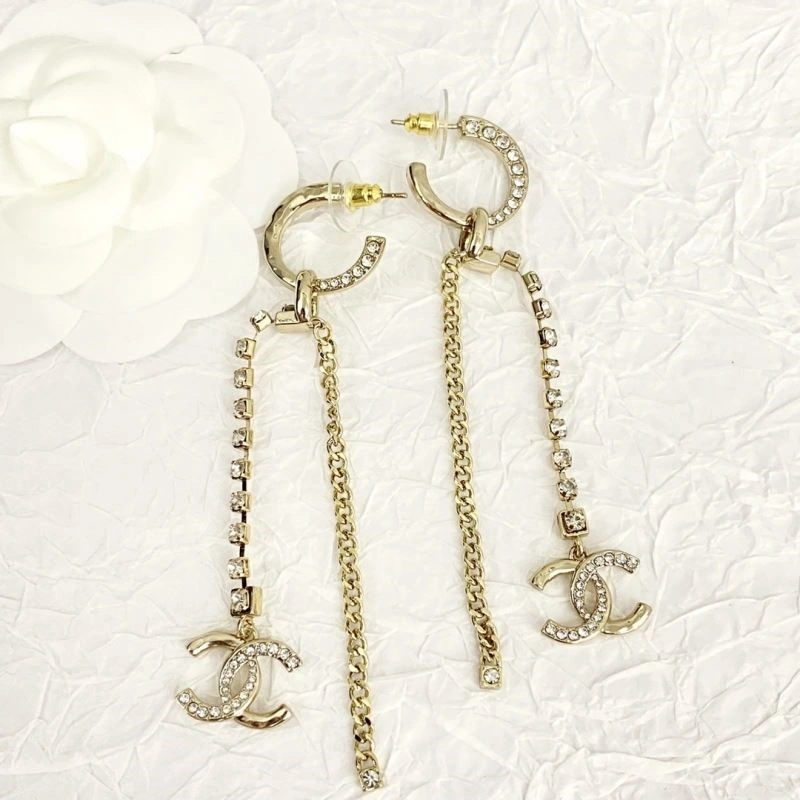 Fashionable Chanel Earrings 223002