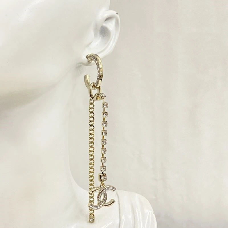 Fashionable Chanel Earrings 223002