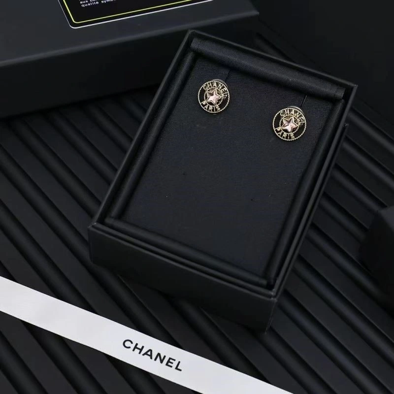 Chanel Earrings Snug 222974