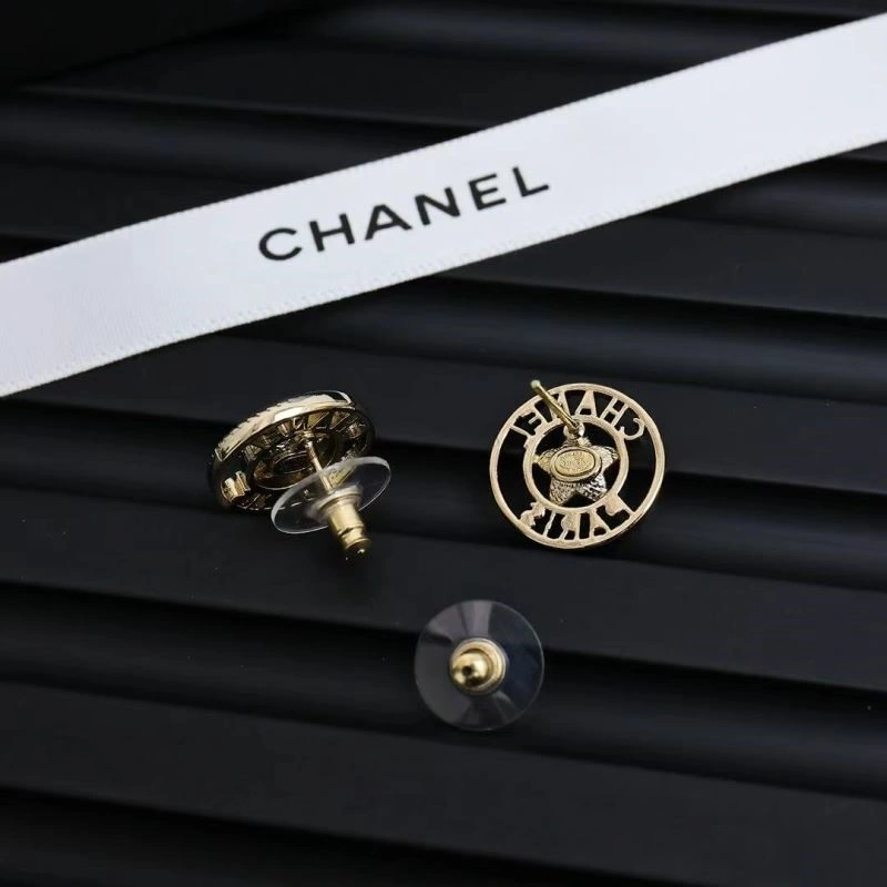 Chanel Earrings Snug 222974