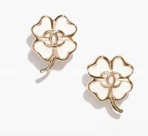 Comfortable Chanel Earrings 222977