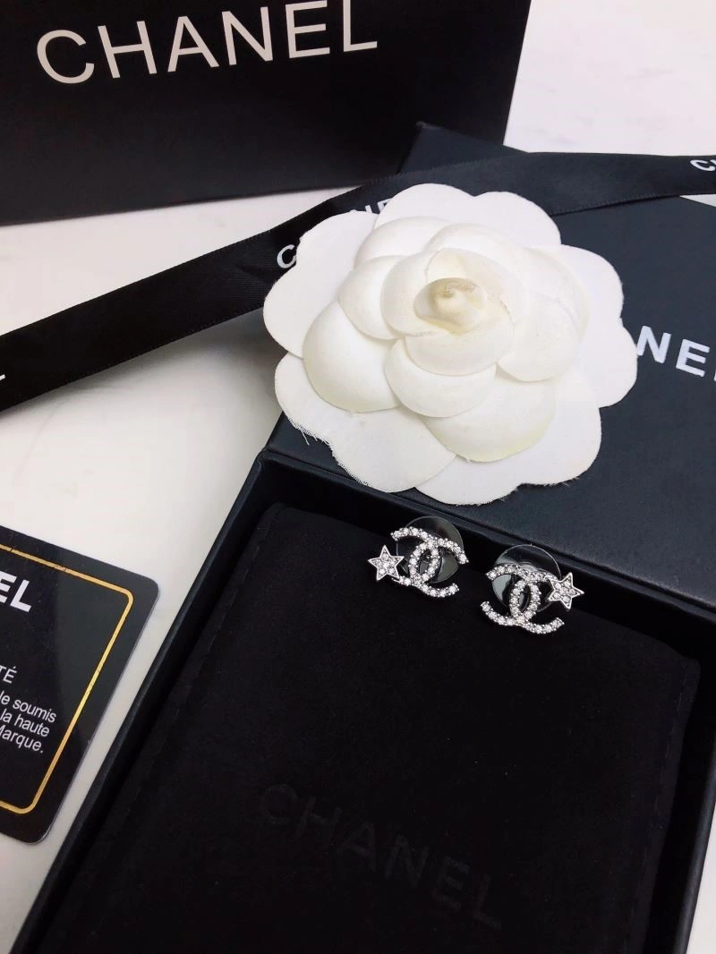 Chanel Earrings EyeCatching 222961