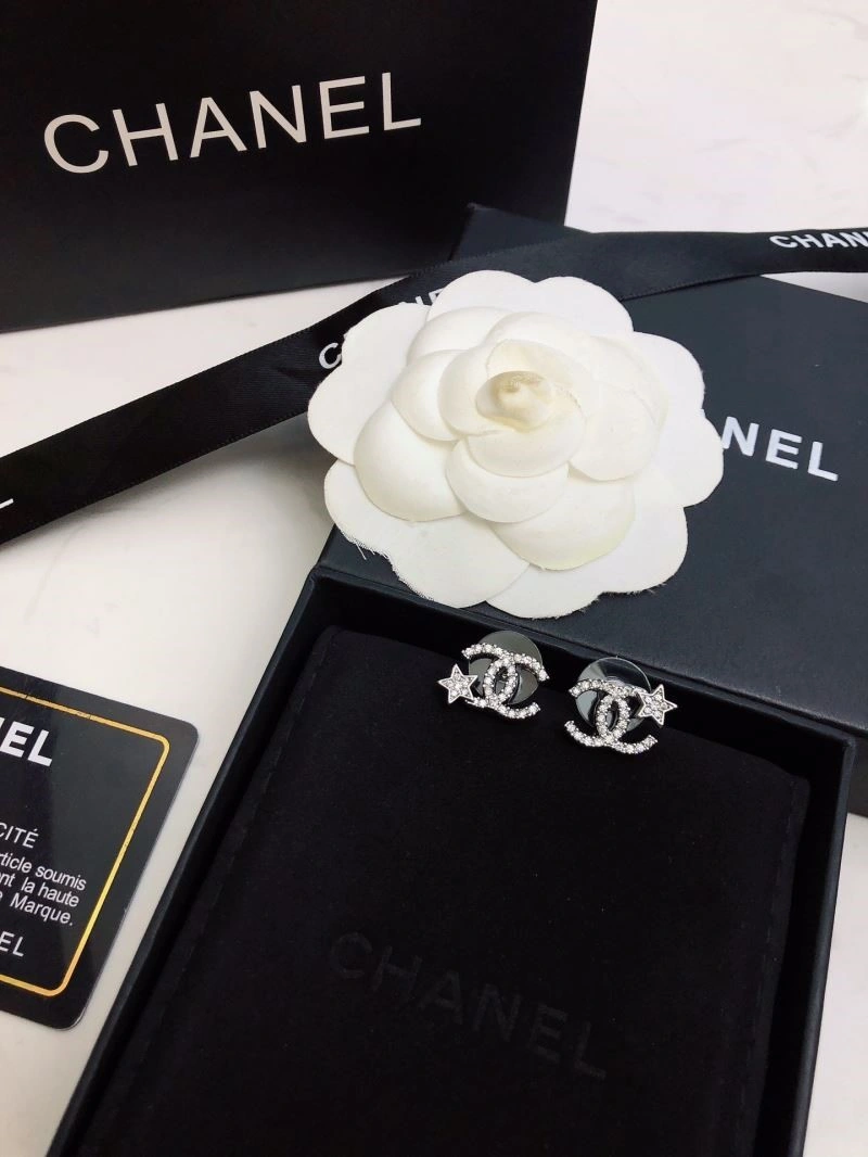 Chanel Earrings EyeCatching 222961