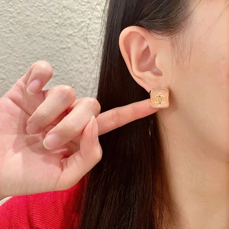 Chanel Earrings Trendy 222956