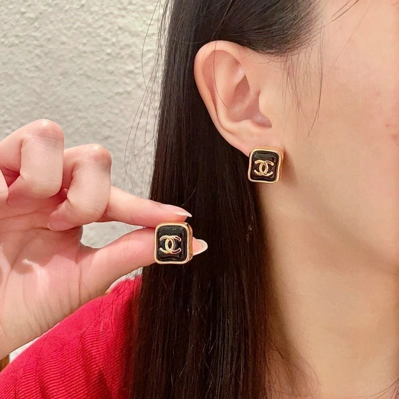 Cozy Chanel Earrings 222953