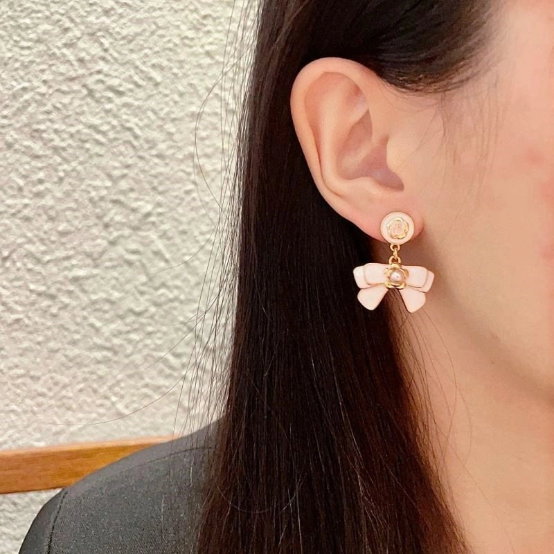 Chanel Earrings Flexible 222950