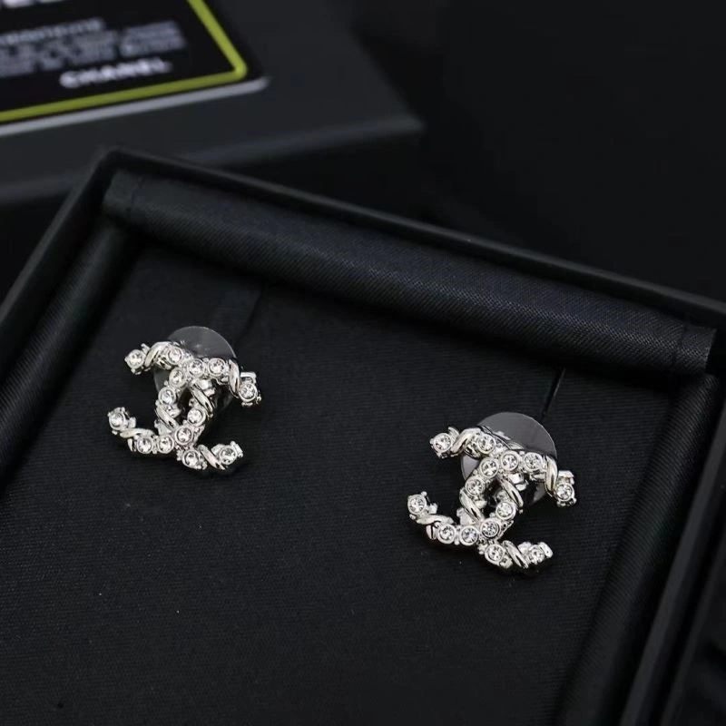 Practical Chanel Earrings 223009