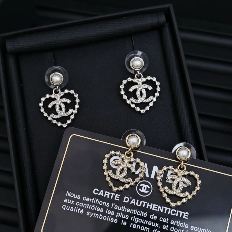 Sleek Chanel Earrings 222866