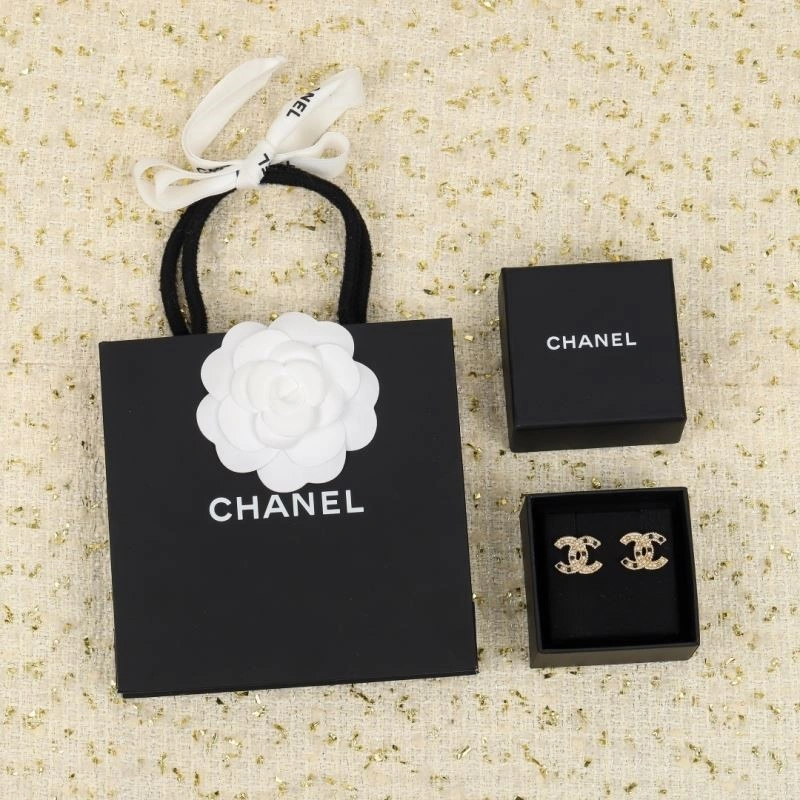 Chanel Earrings Neat 222824