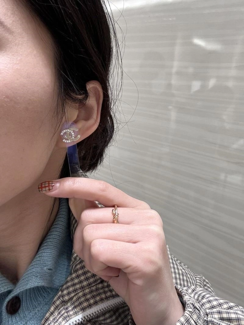 Chanel Earrings Vibrant 222825