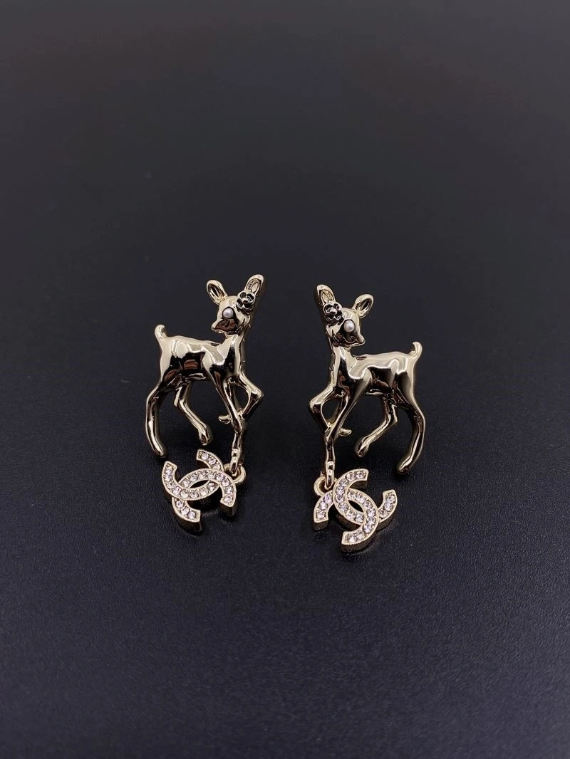Comfortable Chanel Earrings 222820