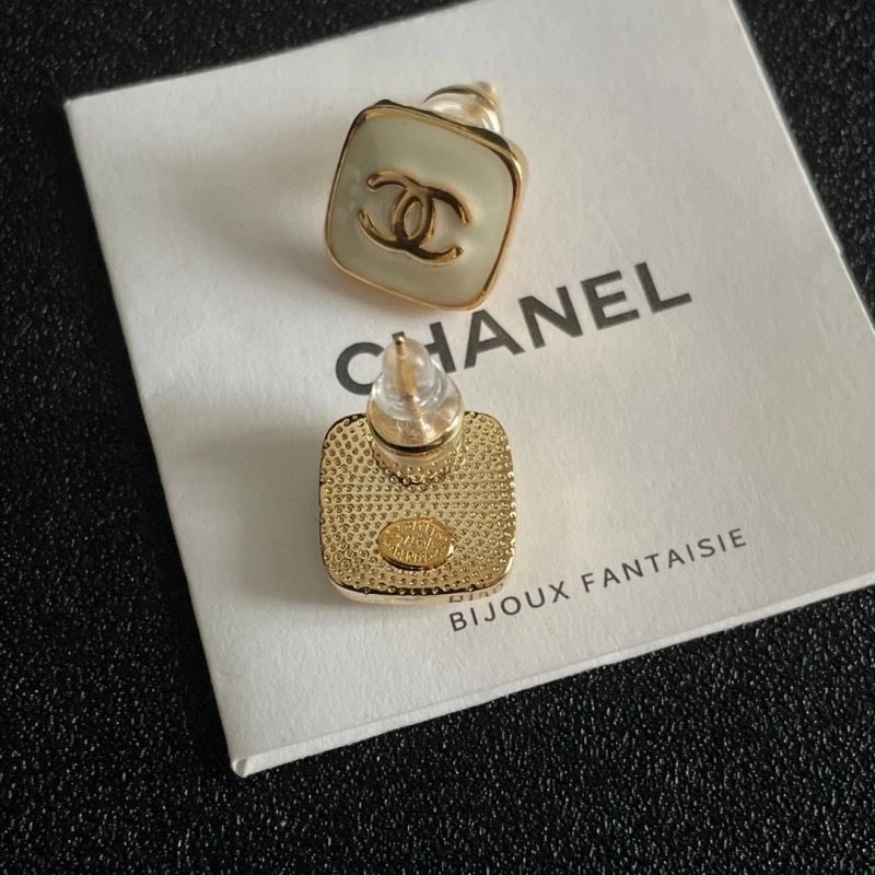 Modern Chanel Earrings 222808