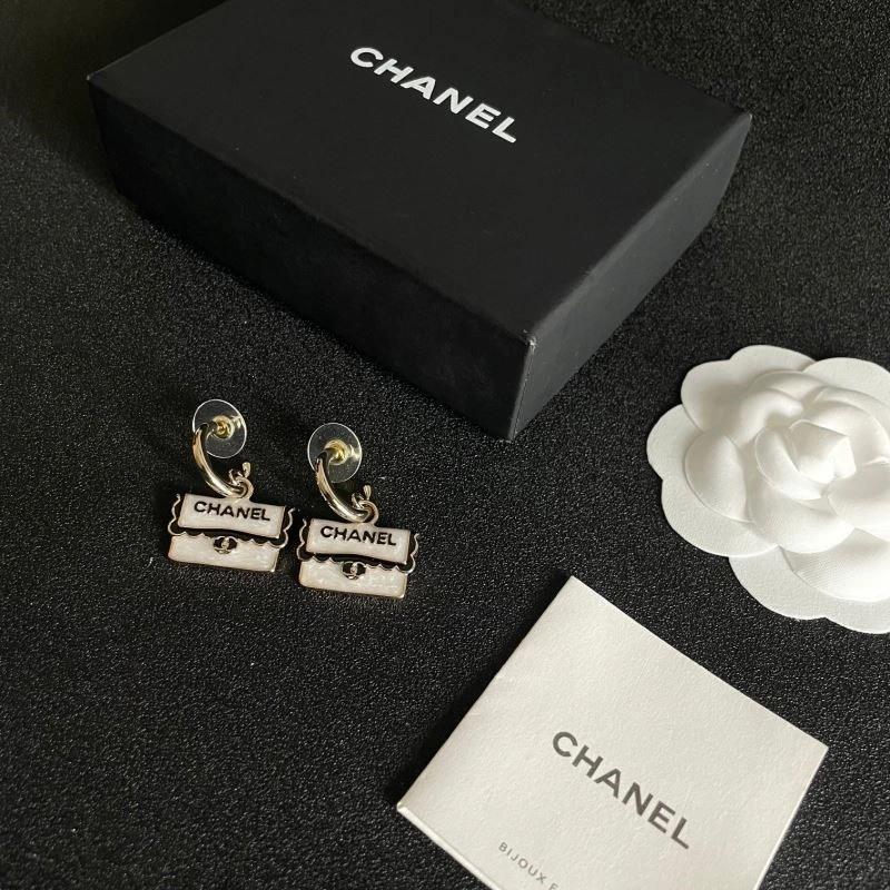MultiPurpose Chanel Earrings 222804