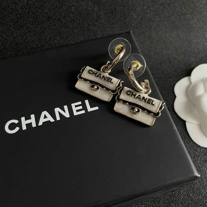 MultiPurpose Chanel Earrings 222804