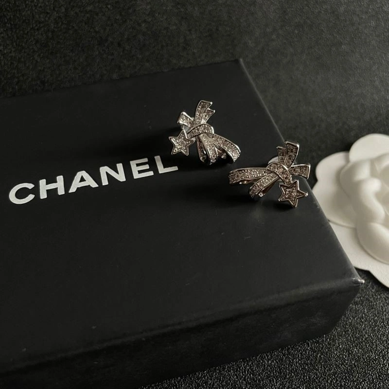 Chanel Earrings Sporty 222870