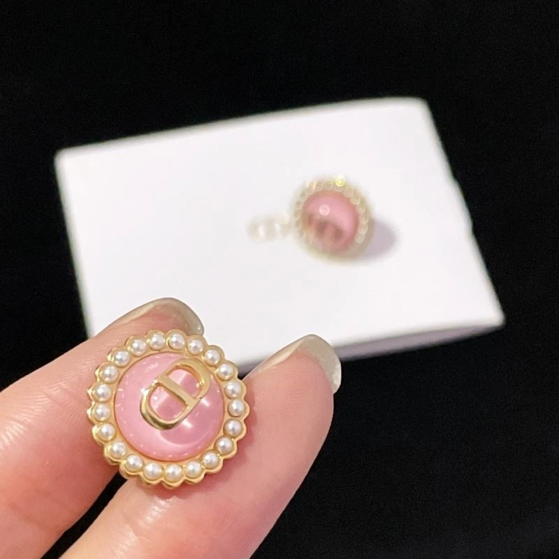 WrinkleFree Chanel Earrings 222795