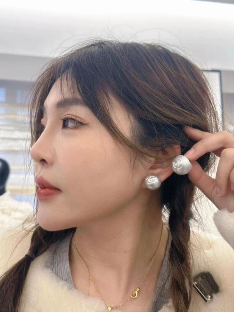 Chanel Earrings TechFriendly 222840