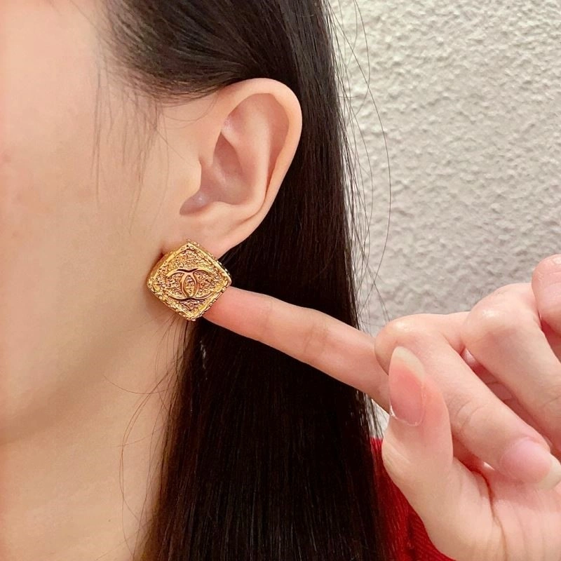 Chanel Earrings SoftTouch 222778