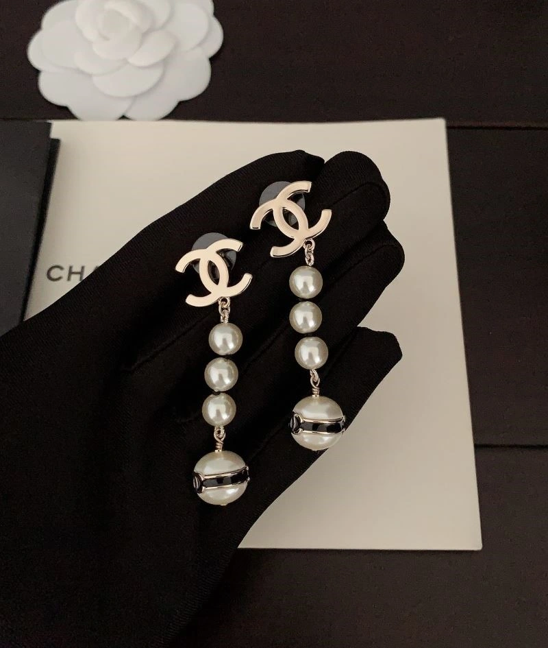 WellDesigned Chanel Earrings 222766