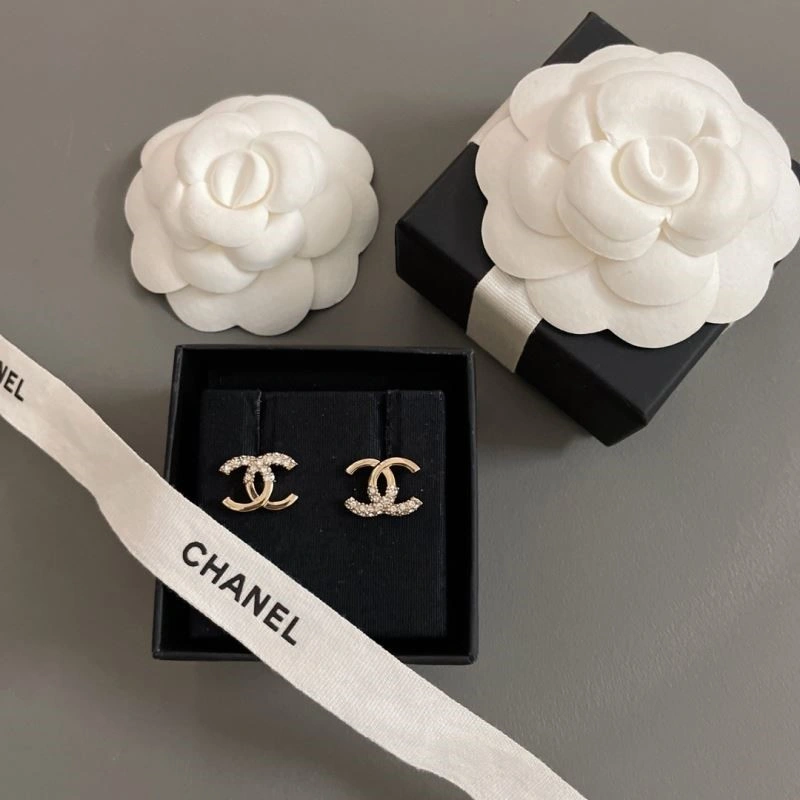 Neat Chanel Earrings 222770