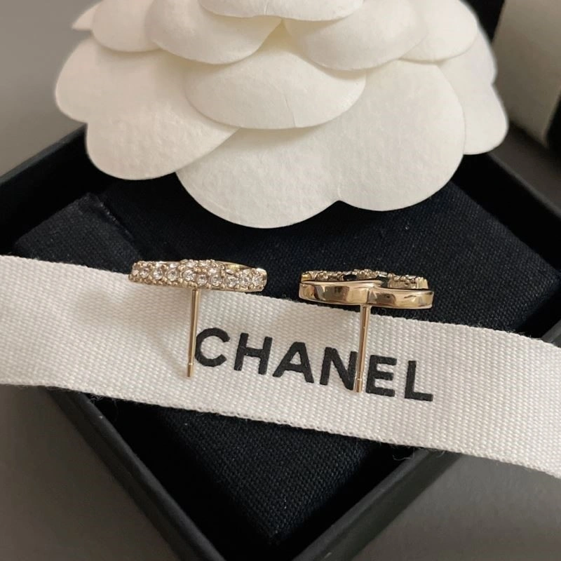 Neat Chanel Earrings 222770