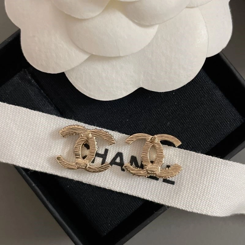Neat Chanel Earrings 222770