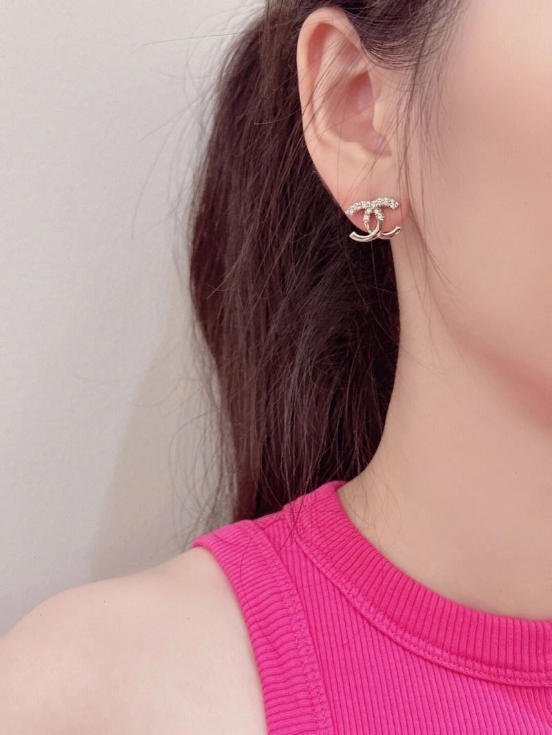 Neat Chanel Earrings 222770