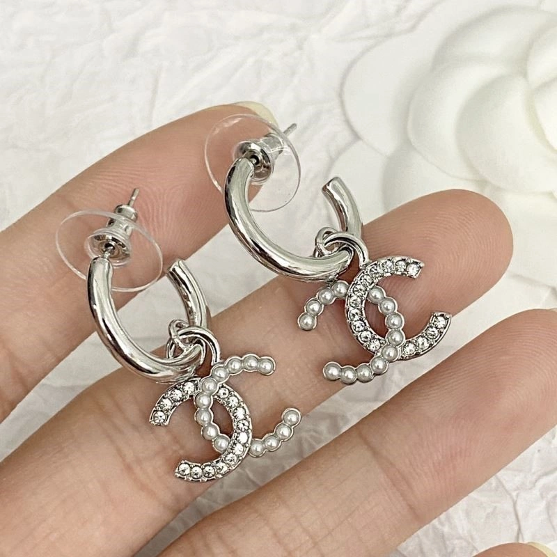 Cozy Chanel Earrings 222772