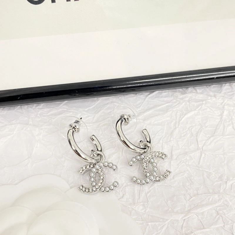 Cozy Chanel Earrings 222772