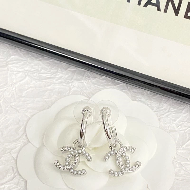 Cozy Chanel Earrings 222772