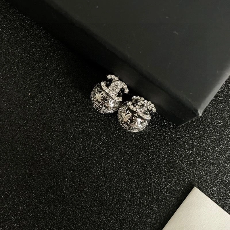 Chanel Earrings EasyMatch 222755