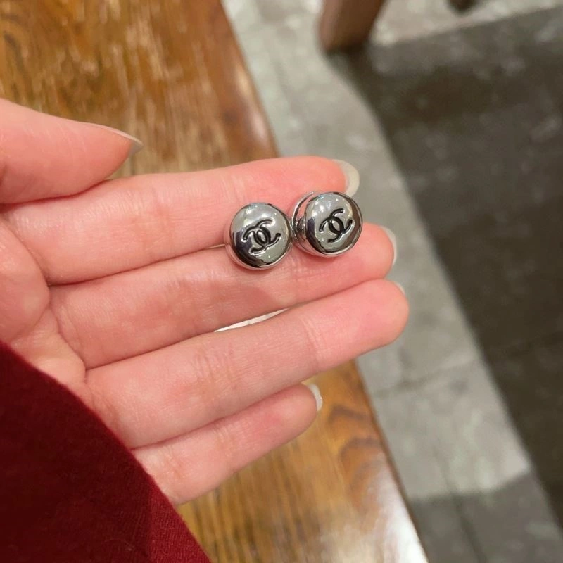 Compact Chanel Earrings 222738