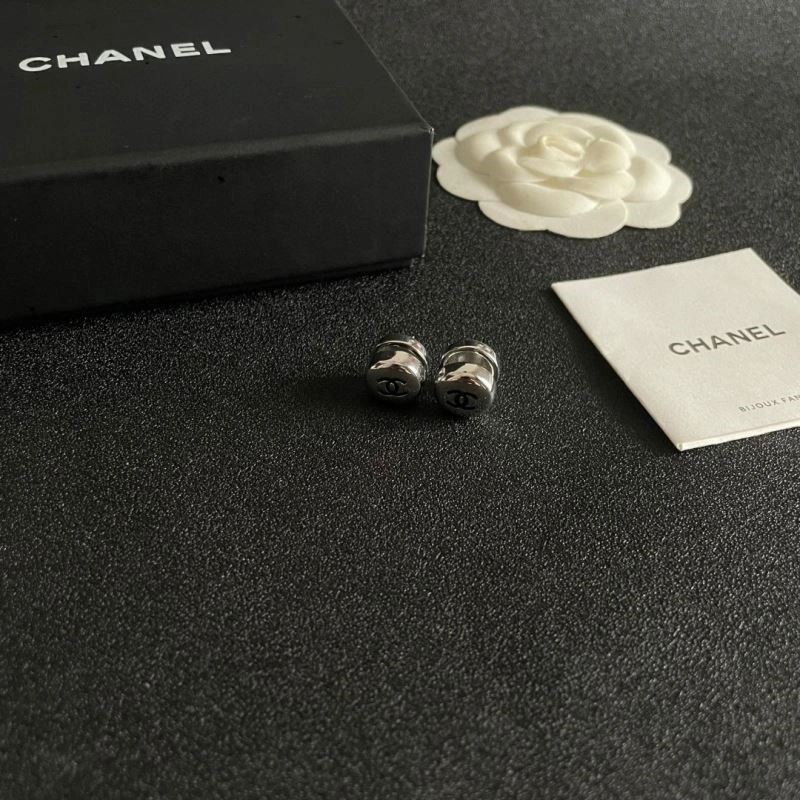 Compact Chanel Earrings 222738