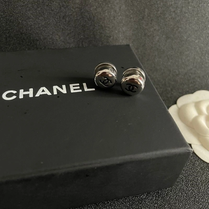 Compact Chanel Earrings 222738