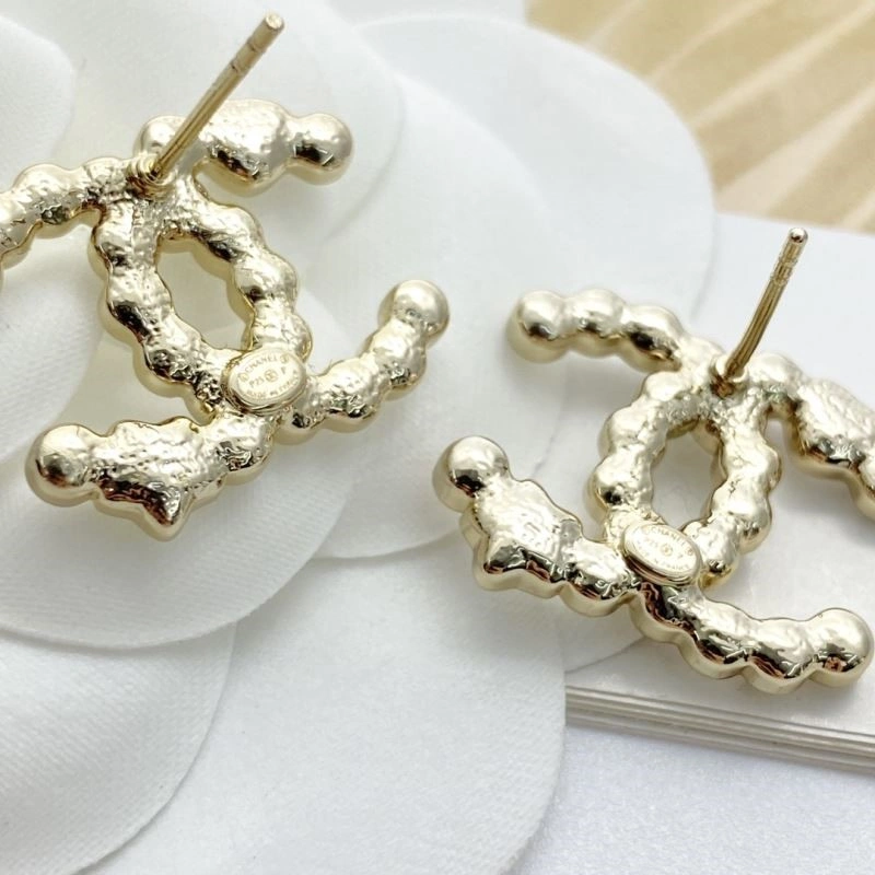 Fashionable Chanel Earrings 222733