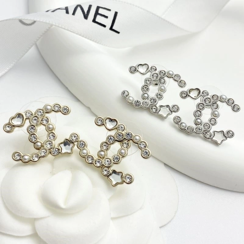 Fashionable Chanel Earrings 222733